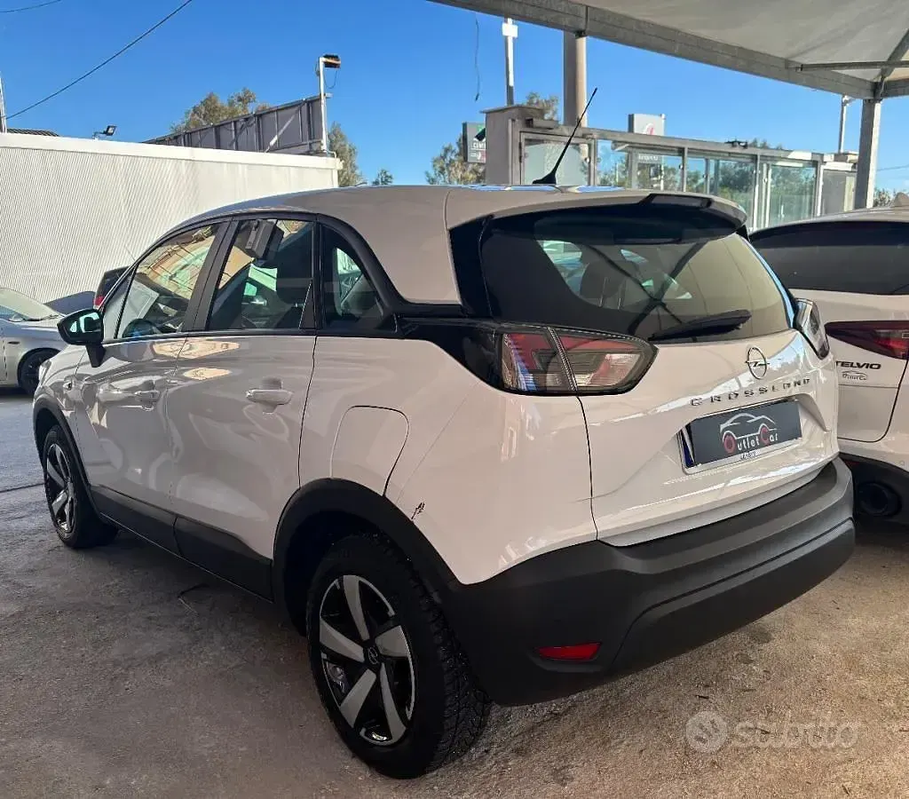 Usata Opel Crossland S 109 CV (80 kW) 2022 Bianco SUV
