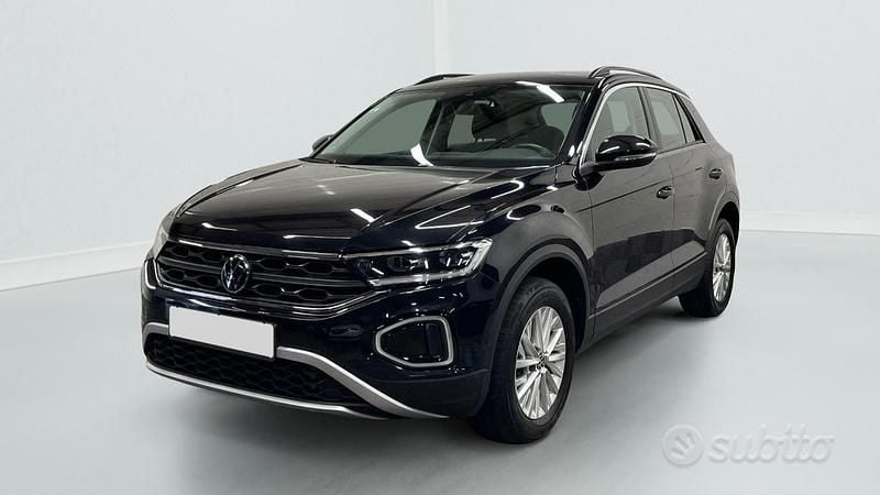 Usata VW T-Roc Life 150 CV (110 kW) 2025 Nero SUV