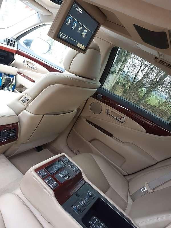 Usata Lexus LS600 394 CV (289 kW) 2007 Berlina