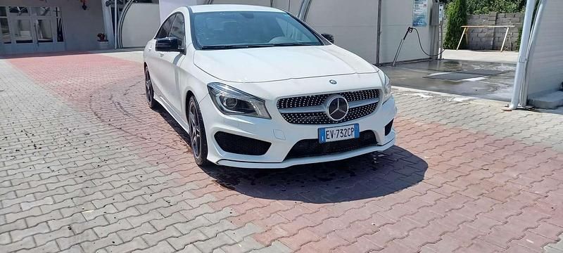 Usata Mercedes CLA200 136 CV (100 kW) 2014 Berlina