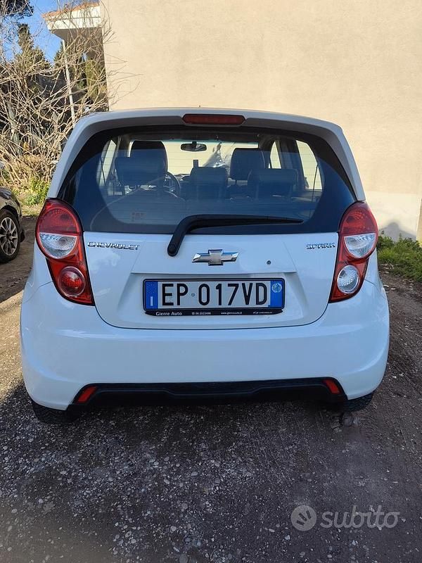 Usata Chevrolet Spark 68 CV (50 kW) 2013 Bianco Utilitaria