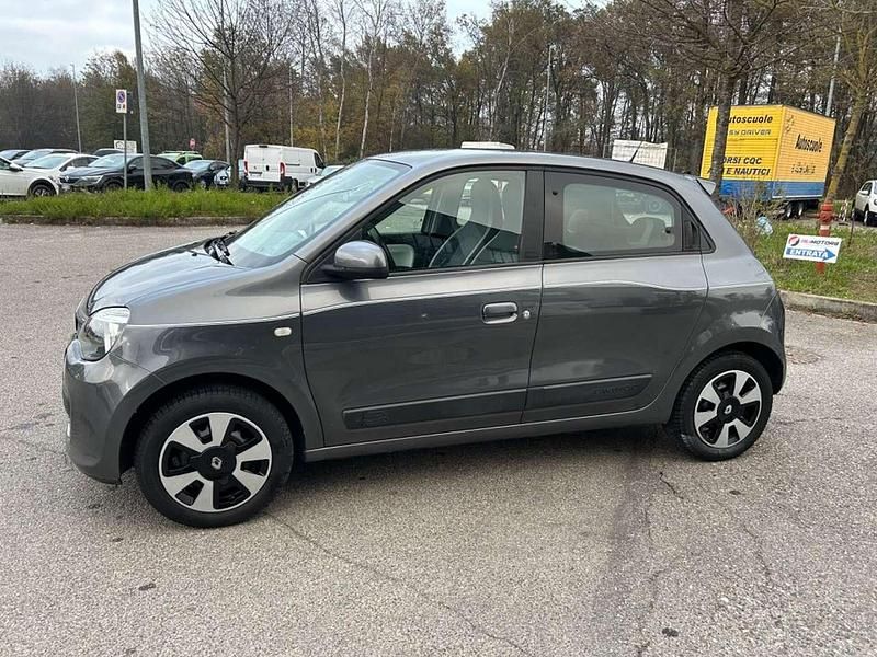 Usata Renault Twingo SE 69 CV (50 kW) 2016 Argento Utilitaria