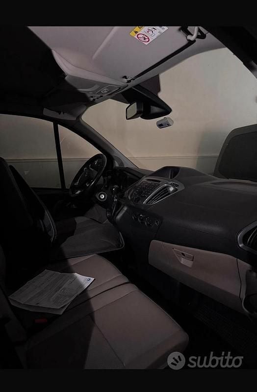 Usata Ford Tourneo 170 CV (125 kW) 2016 Grigio Monovolume