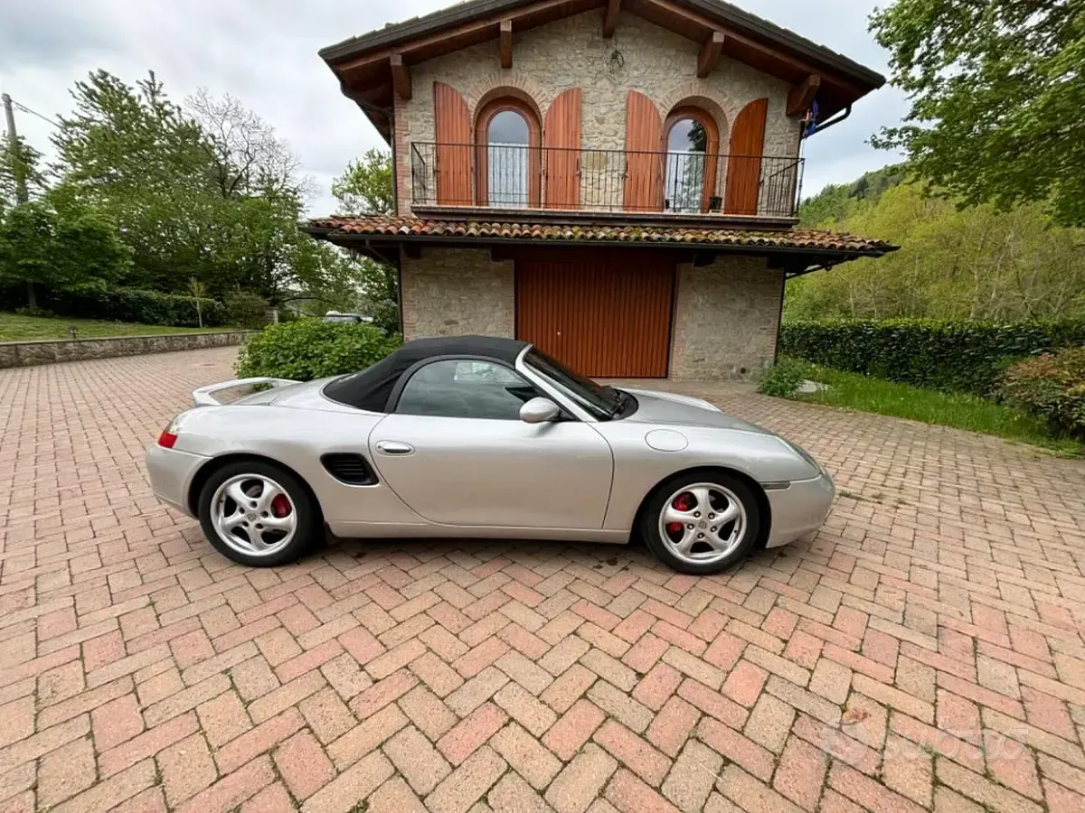 Usata Porsche Boxster 204 CV (150 kW) 1997 Grigio Cabrio