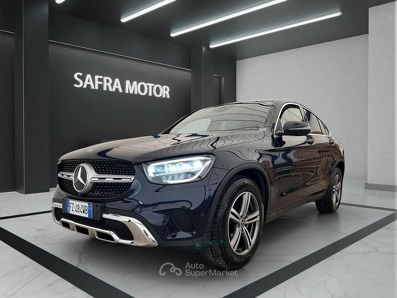 Usata Mercedes GLC220 194 CV (142 kW) 2020 Blu Coupé