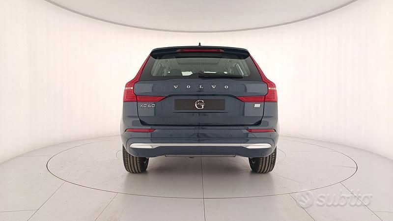Occasion Volvo XC60 Core 253 PK (186 kW) 2024 Blauw SUV