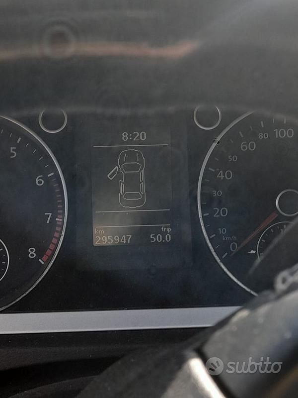 Usata VW Passat 150 CV (110 kW) 2009 Grigio Station wagon