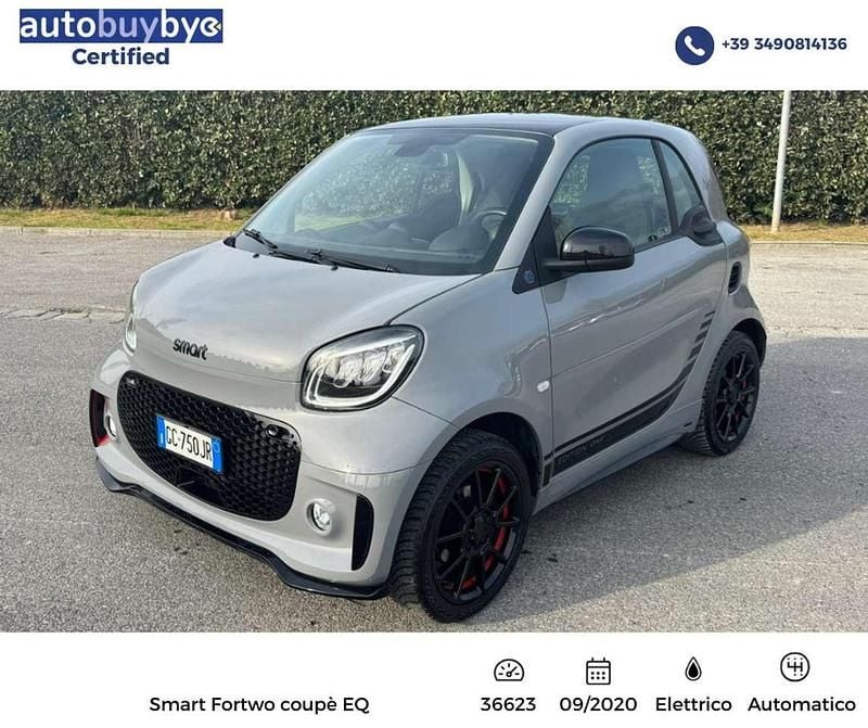 Usata Smart ForTwo Coupé 41 kW (56 CV) 2020 Silver matt Utilitaria