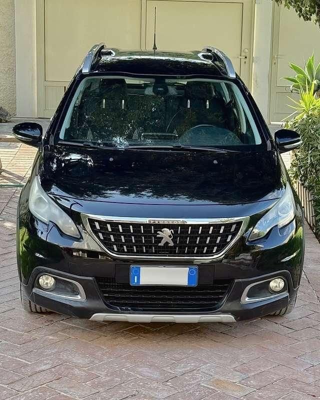 Usata Peugeot 2008 Allure 99 CV (72 kW) 2016 SUV