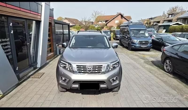 Usata Nissan Navara 190 CV (139 kW) 2019 Grigio Pick-up