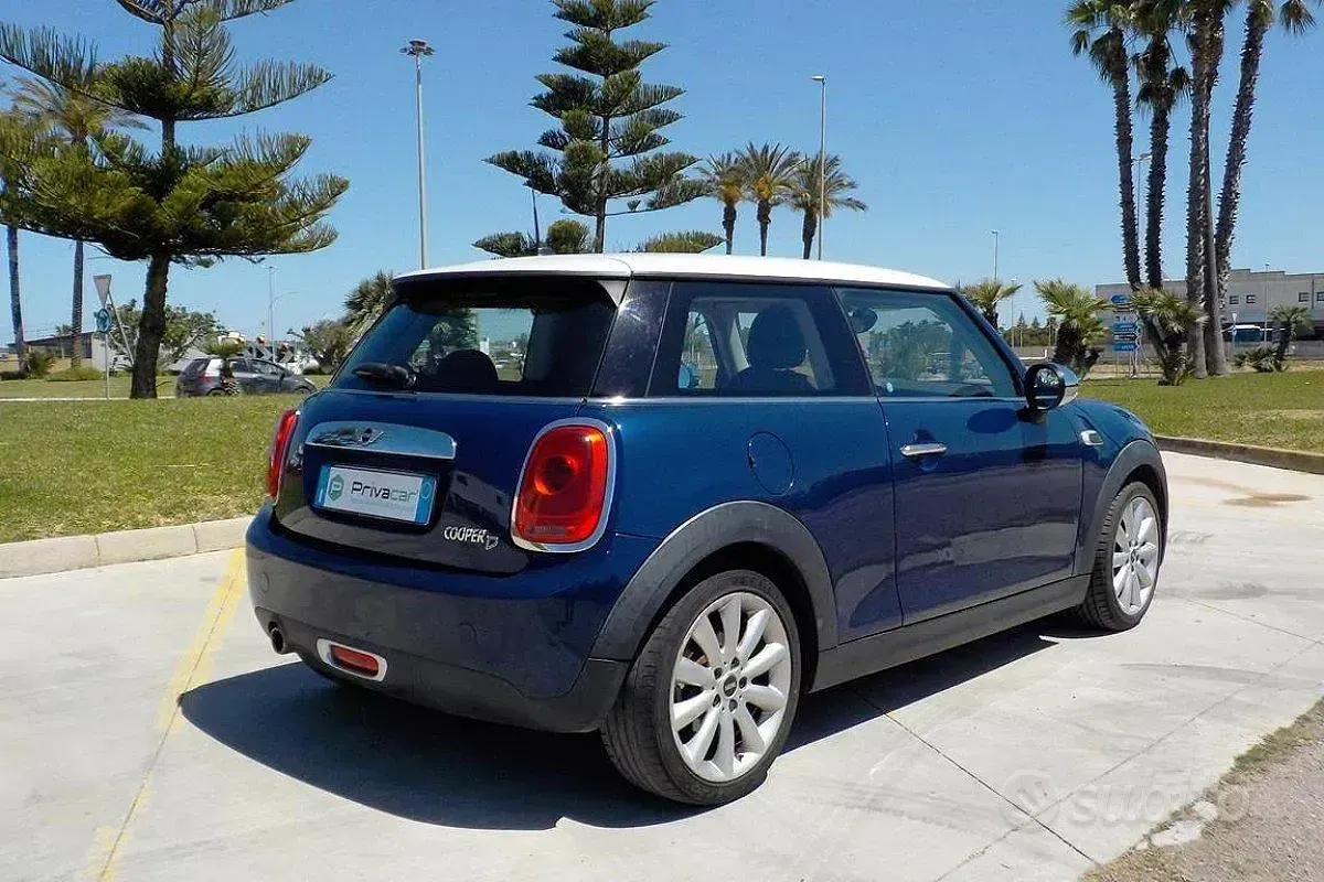 Usata Mini Cooper D 116 CV (85 kW) 2014 Blu Utilitaria