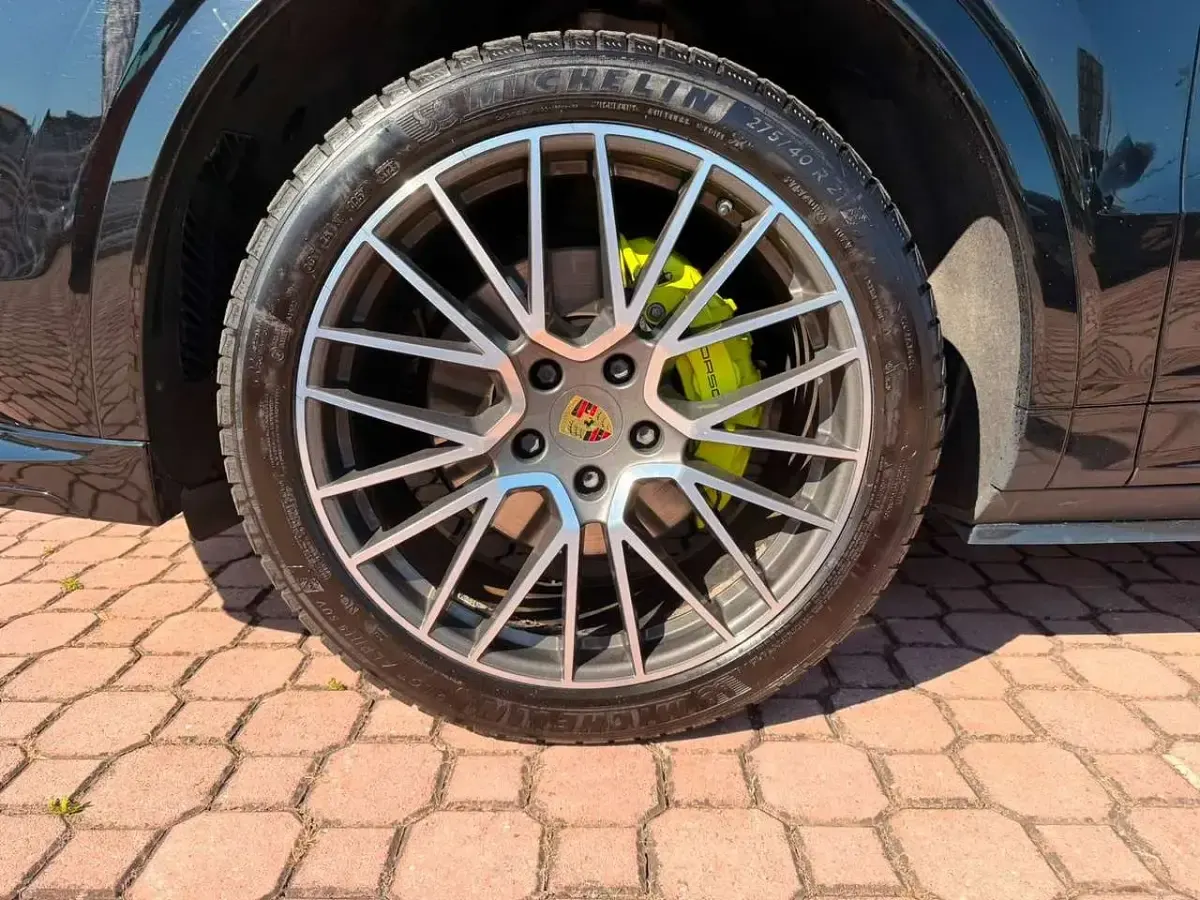 Usata Porsche Cayenne 340 CV (250 kW) 2019 Nero jet metallizato SUV