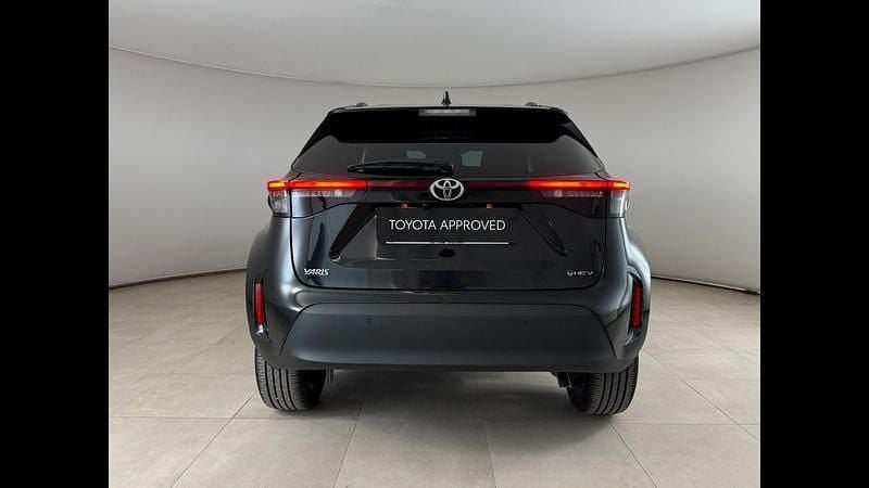 Gebraucht Toyota Yaris Cross Trend 131 PS (96 kW) 2025 Schwarz SUV