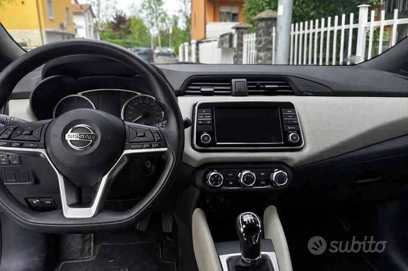 Second-hand Nissan Micra Acenta 90 CP (66 kW) 2018 Gri Hatchback