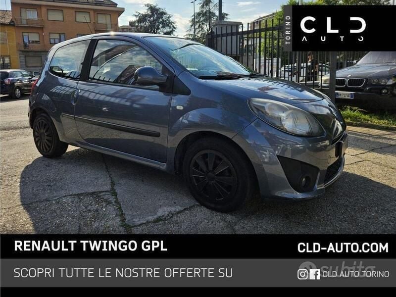 Usata Renault Twingo Dynamique 76 CV (55 kW) 2008 Grigio scuro Utilitaria