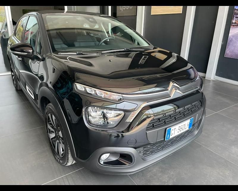 Generico Usata 2024 Citroën C3 PureTech Due volumi | 14.500 € (Buon prezzo) - Immagine 1/4