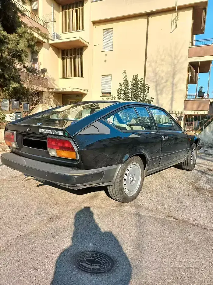 Usata Alfa Romeo Alfetta 130 CV (95 kW) 1982 Coupé