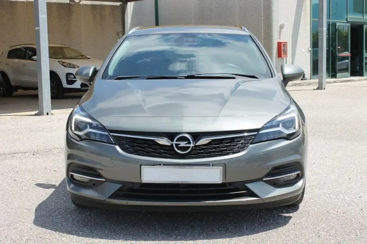 Usata Opel Astra Business 122 CV (89 kW) 2020 Antracite Berlina