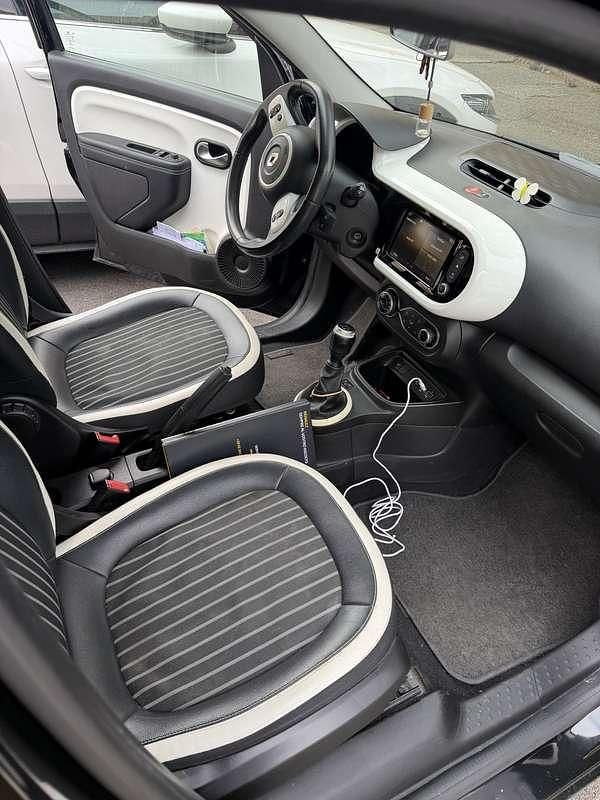 Usata Renault Twingo Intens 65 CV (47 kW) 2020 Utilitaria