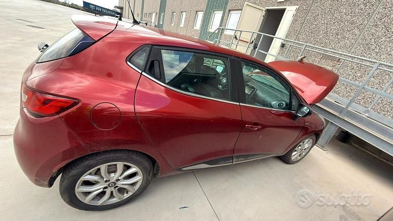 Usata Renault Clio IV 90 CV (66 kW) 2018 Berlina