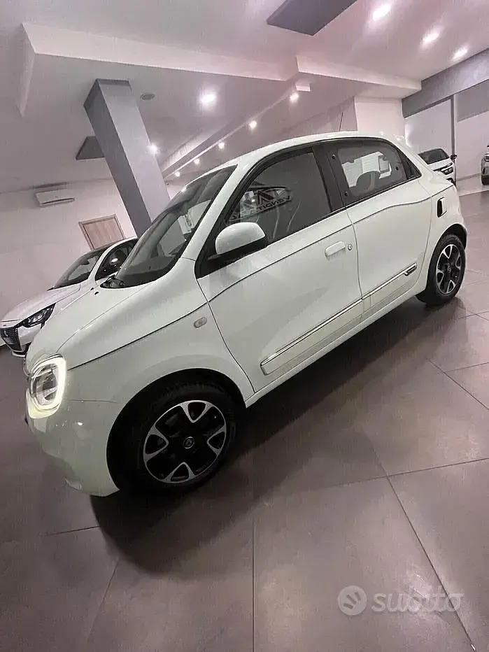 Usata Renault Twingo SE 65 CV (47 kW) 2020 Verde Utilitaria