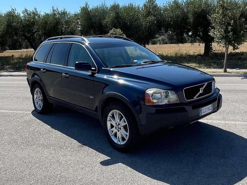 Usata Volvo XC90 Executive 163 CV (119 kW) 2004 Blu/azzurro SUV