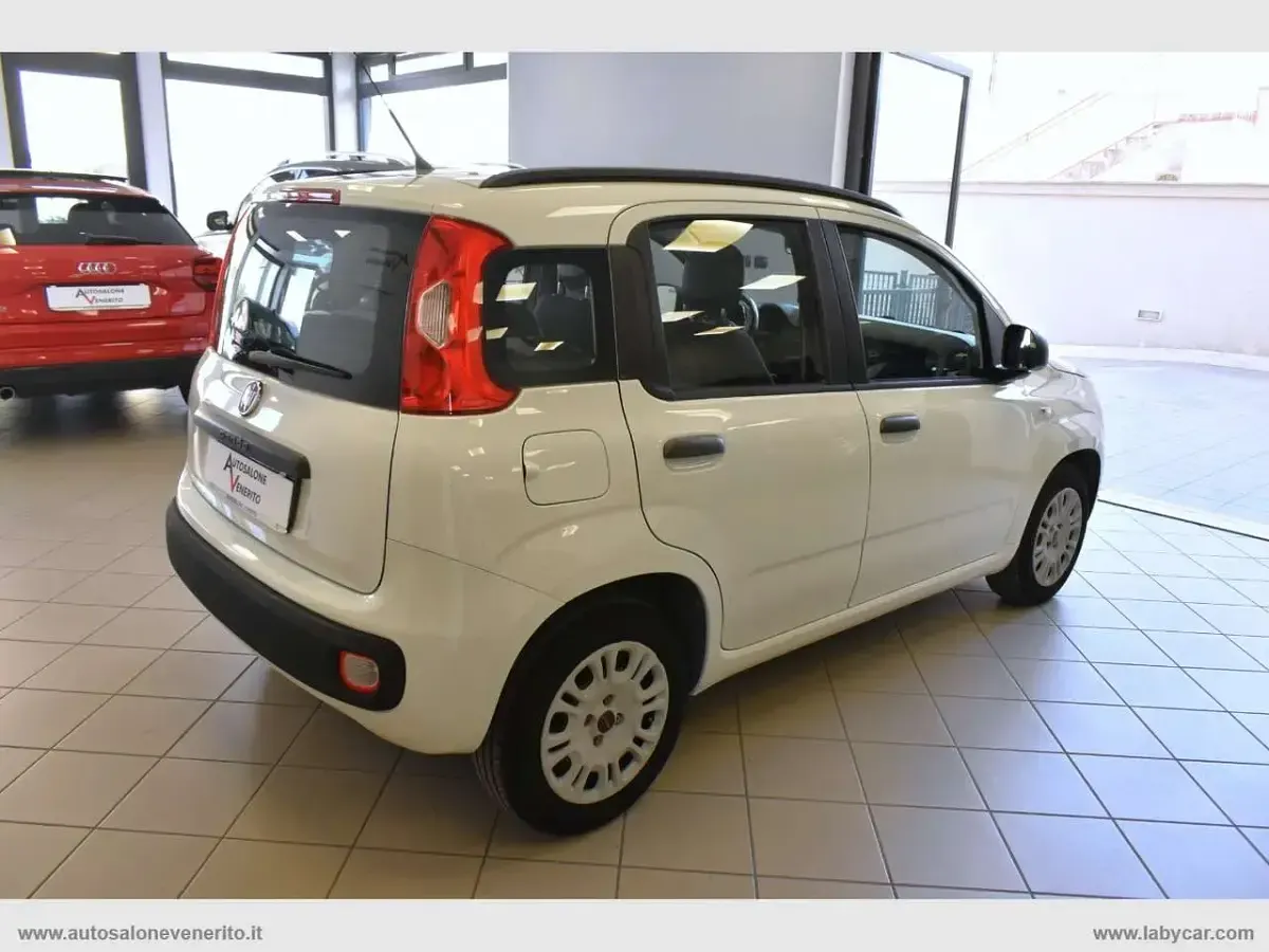 Usata Fiat Panda Easy 75 CV (55 kW) 2013 Bianco Utilitaria