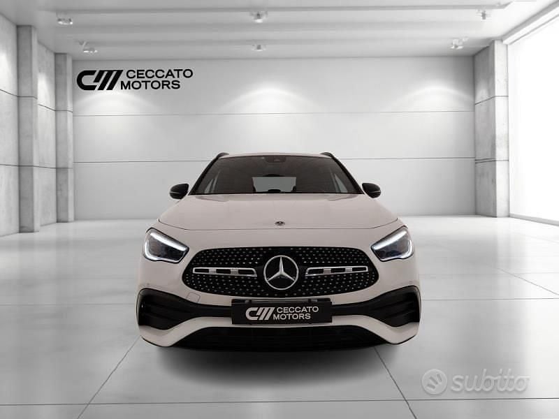 Usata Mercedes GLA200 Premium 150 CV (110 kW) 2023 Bianco SUV