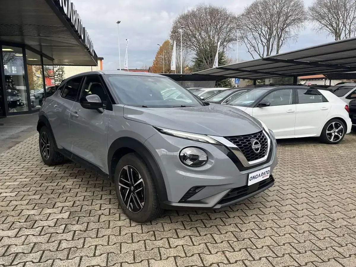 Usata Nissan Juke N-Connecta 114 CV (83 kW) 2025 Grigio SUV