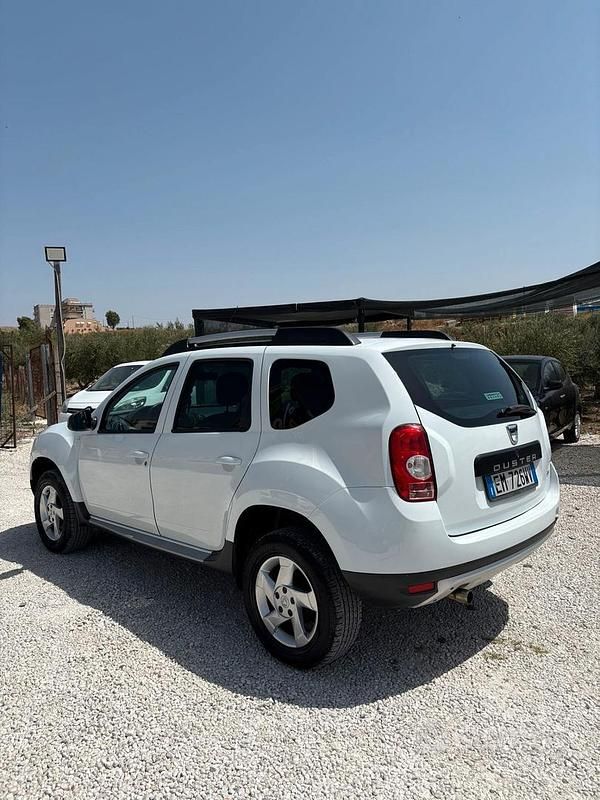 Usata Dacia Duster 110 CV (80 kW) 2012 Bianco SUV