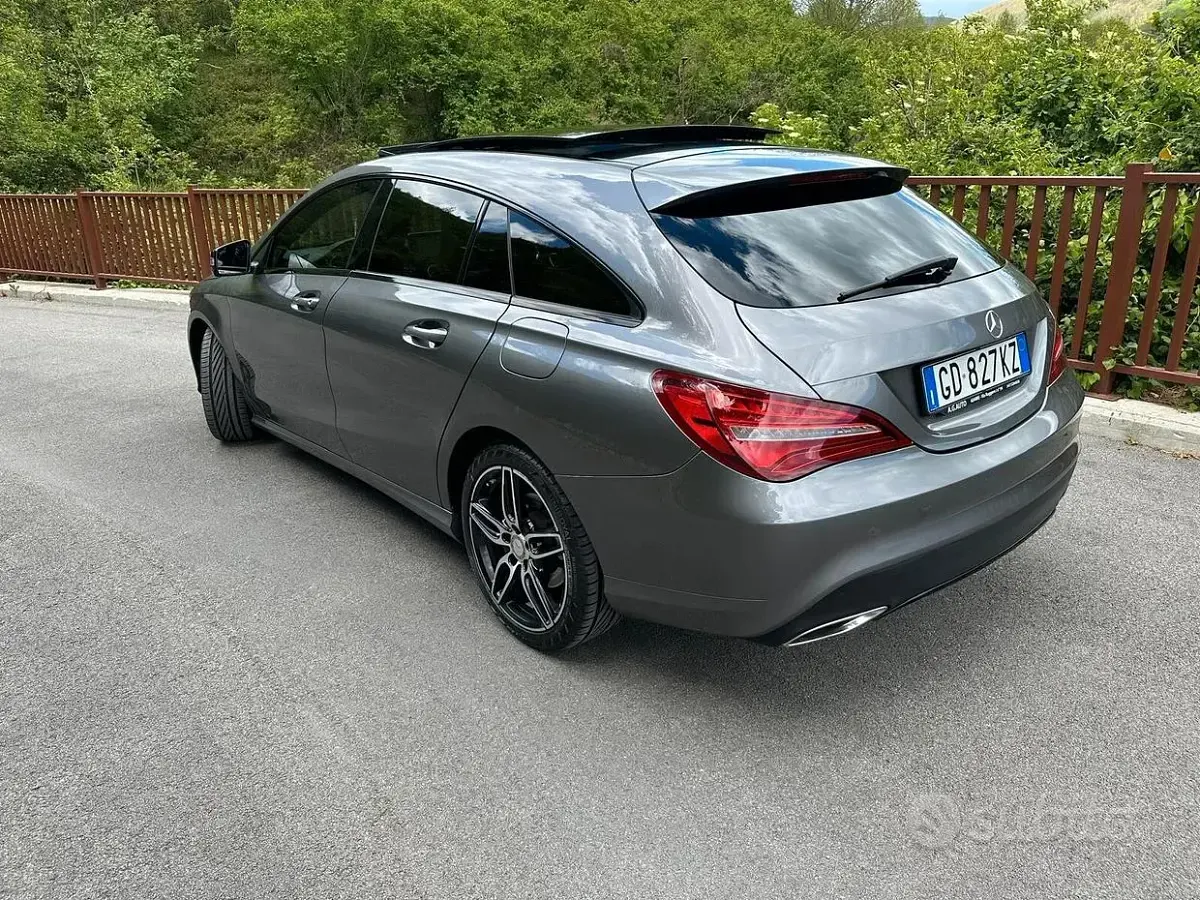 Usata Mercedes CLA200 136 CV (100 kW) 2017 Grigio Station wagon