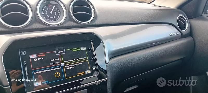 Usata Suzuki Vitara 120 CV (88 kW) 2017 Marrone SUV