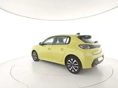 Usata Peugeot 208 Active 101 CV (74 kW) 2024 Giallo Utilitaria