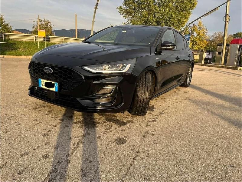 Usata Ford Focus ST-Line 125 CV (91 kW) 2024 Nero Berlina
