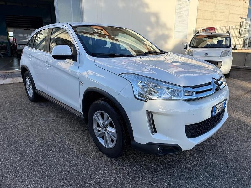 Bianco Usata 2013 Citroën C4 Aircross Start SUV | 6499 € (Buon prezzo) - Immagine 1/4