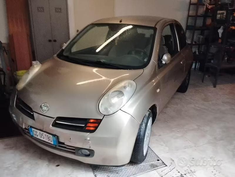 Usata Nissan Micra 80 CV (58 kW) 2003 Giallo Utilitaria
