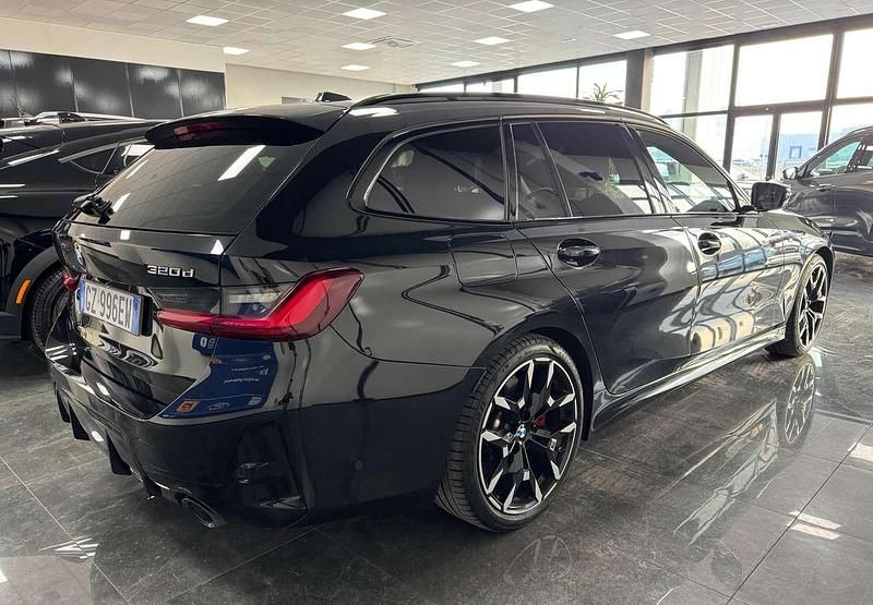 Usata BMW 320 M Sport 190 CV (139 kW) 2025 Sapphire shwarz Station wagon