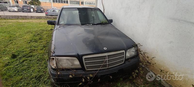 Usata Mercedes C220 2002 Berlina