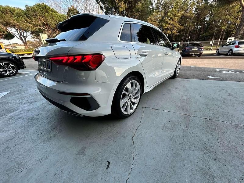 Usata Audi A3 S-Line 116 CV (85 kW) 2022 Bianco Berlina