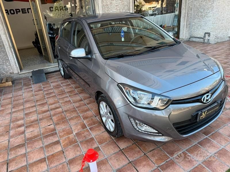Usata Hyundai i20 75 CV (55 kW) 2013 Utilitaria