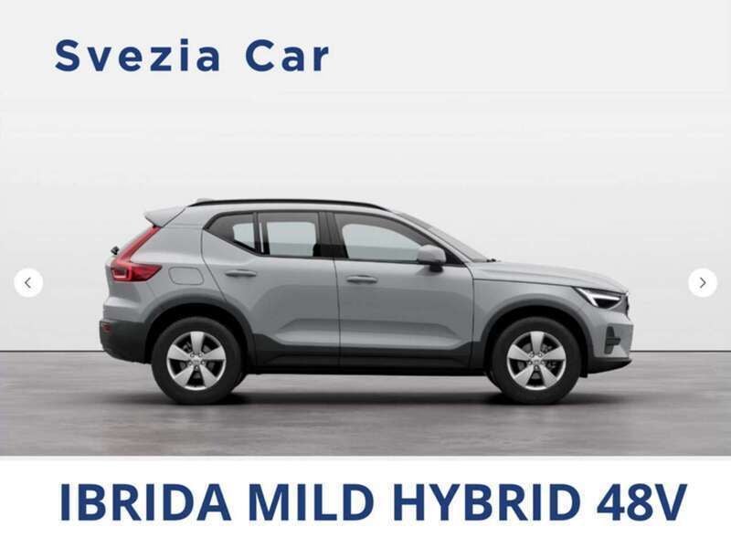 Usata Volvo XC40 163 CV (119 kW) 2024 Grigio SUV