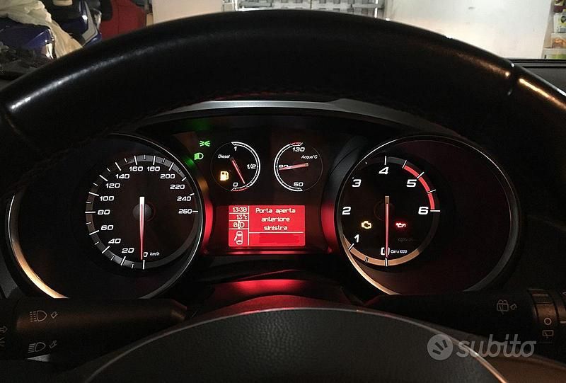 Usata Alfa Romeo Giulietta 120 CV (88 kW) 2016 Grigio Utilitaria