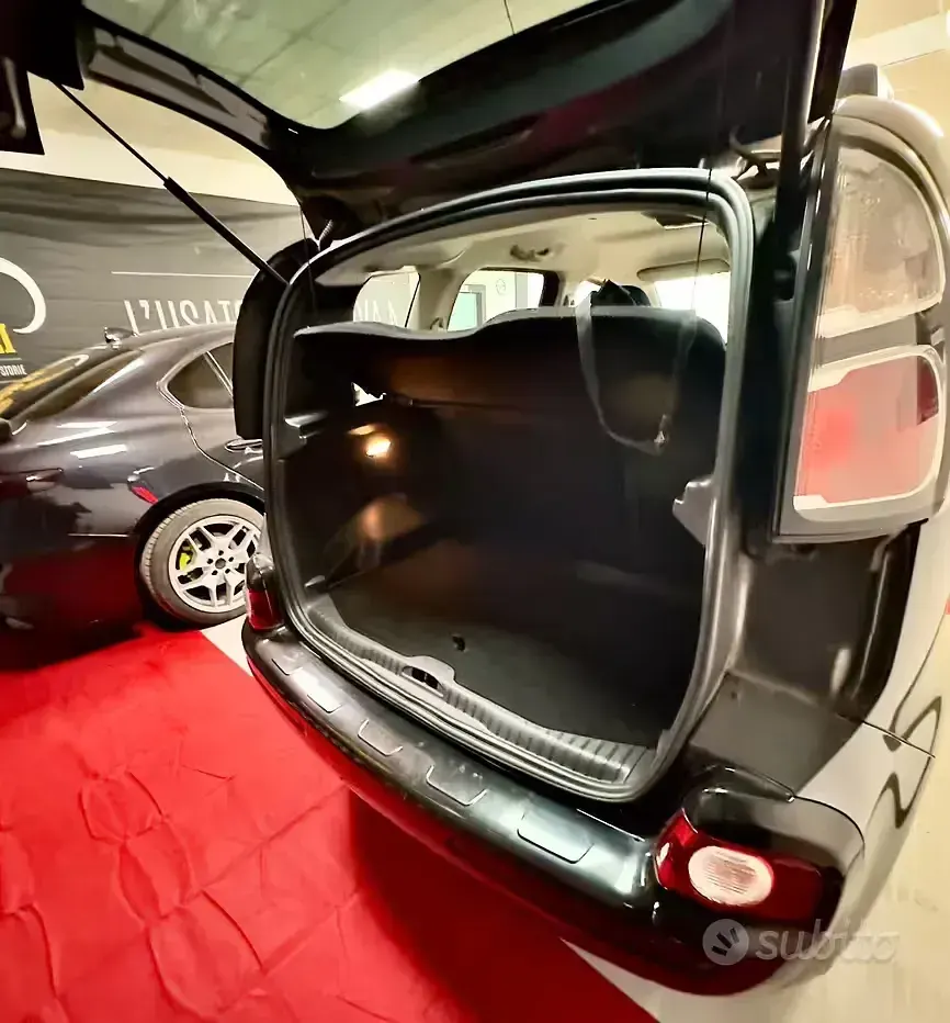 Usata Citroën C3 Picasso Feel 99 CV (72 kW) 2016 Grigio Monovolume