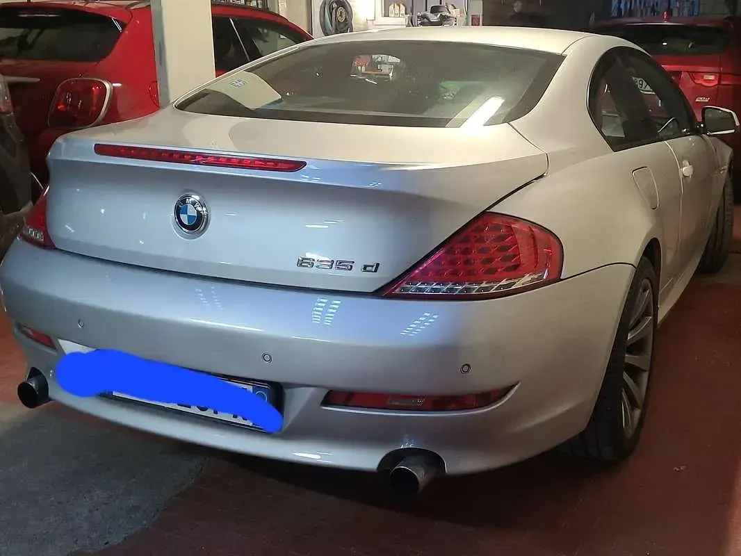 Usata BMW 635 286 CV (210 kW) 2010 Argento Coupé