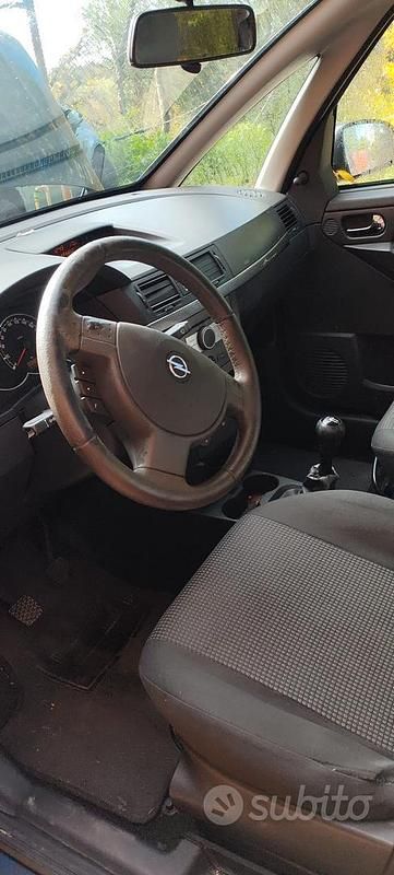 Grigio Usata 2007 Opel Meriva Monovolume | 1500 € (Cara) - Immagine 1/4