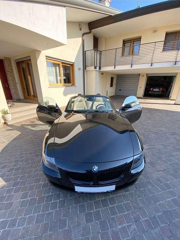 Usata BMW Z4 150 CV (110 kW) 2008 Nero Cabrio