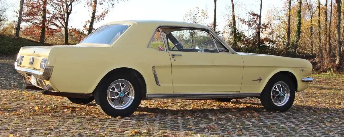 Usata Ford Mustang 166 CV (122 kW) 1964 Giallo Coupé