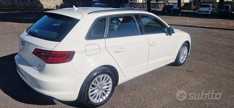 Usado Audi A3 150 CV (110 kW) 2014 Blanco Berlina