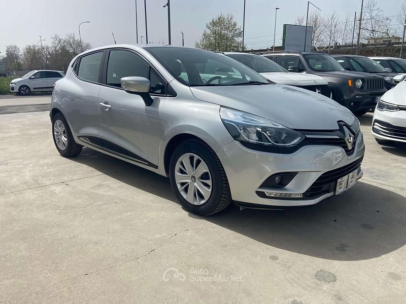 Usata Renault Clio IV 90 CV (66 kW) 2019 Argento Berlina