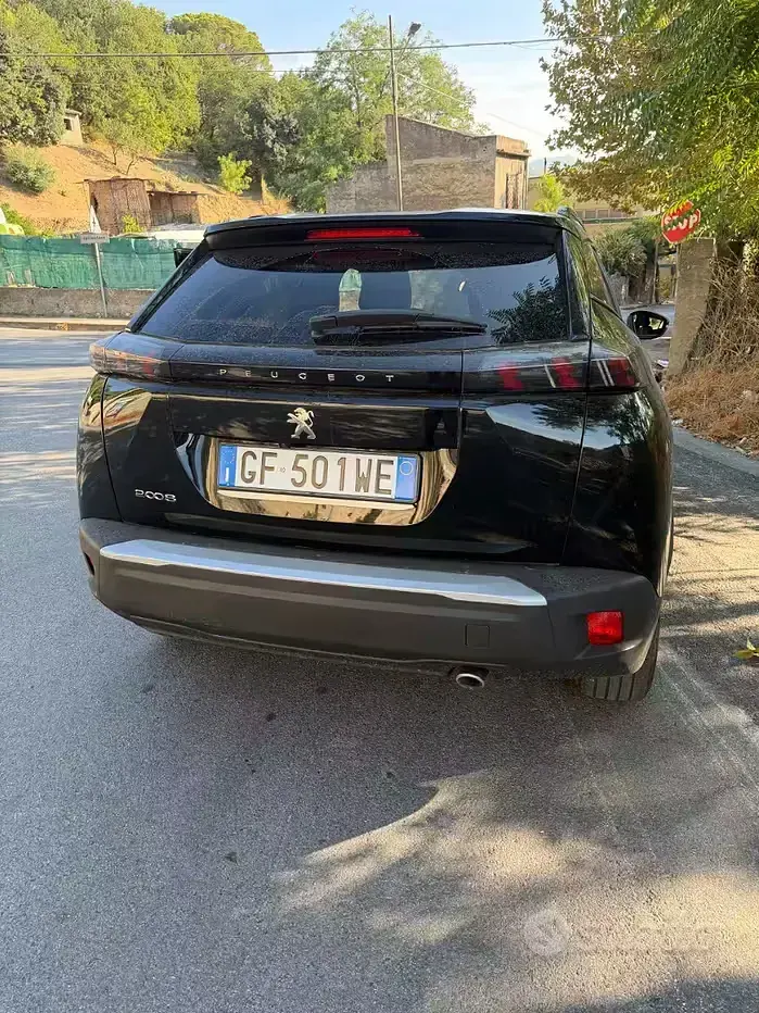 Usata Peugeot 2008 82 CV (60 kW) 2022 Nero SUV